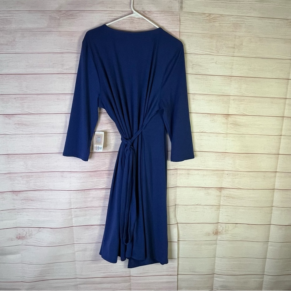 LulaRoe Michelle Blue NWT Wrapped Dress Size 2XL‎ - Picture 6 of 6